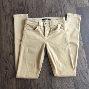 Khaki Joe’s skinny jeans. Size 25.